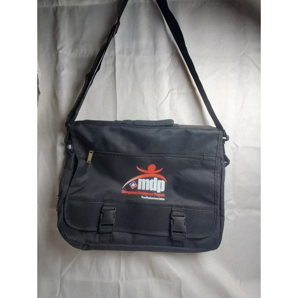 Leeds MDP Logo Travel Messenger‎ Black Travel Bag